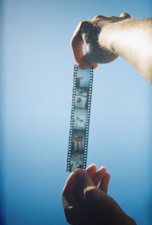 Analog Fotoğrafın Dönüşü: Filmli Makinelerle Yeniden Keşif 5 77b3d0f9ef38fa9bf371a73c66875107