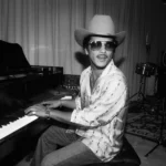 Bruno Mars ve Nostalji Meselesi: “The Romantic” Albümü Neden Tanıdık Geliyor?