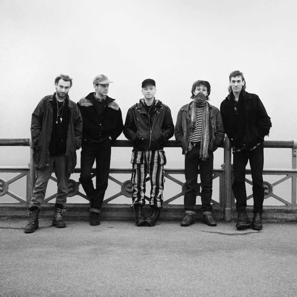 1900x1900 000000 80 0 0 1