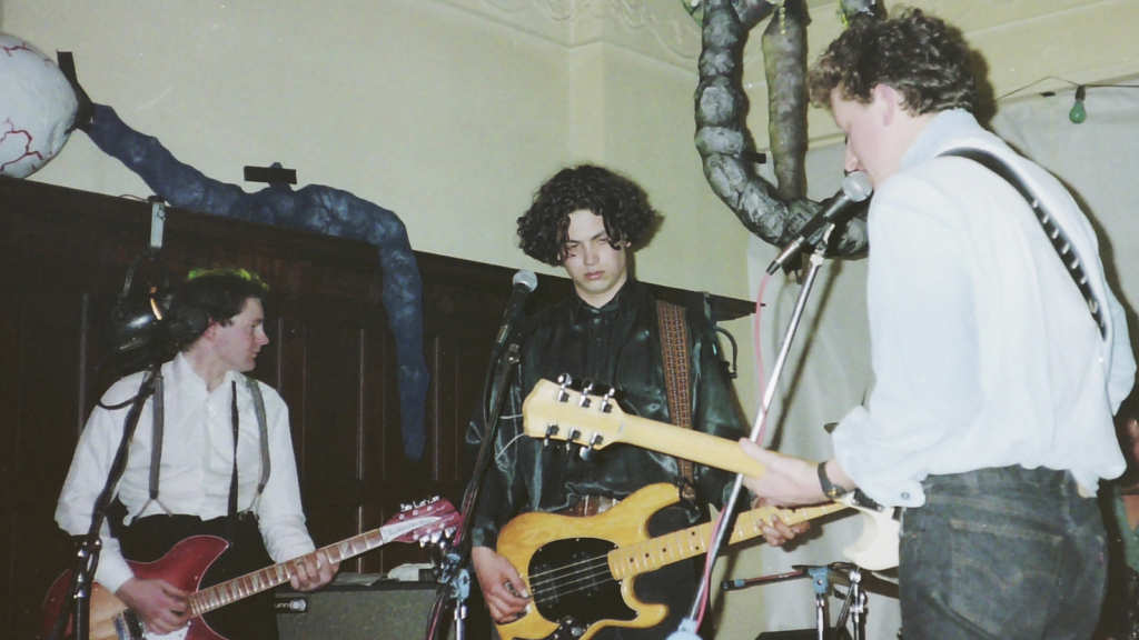 The Clean 1600x900 1