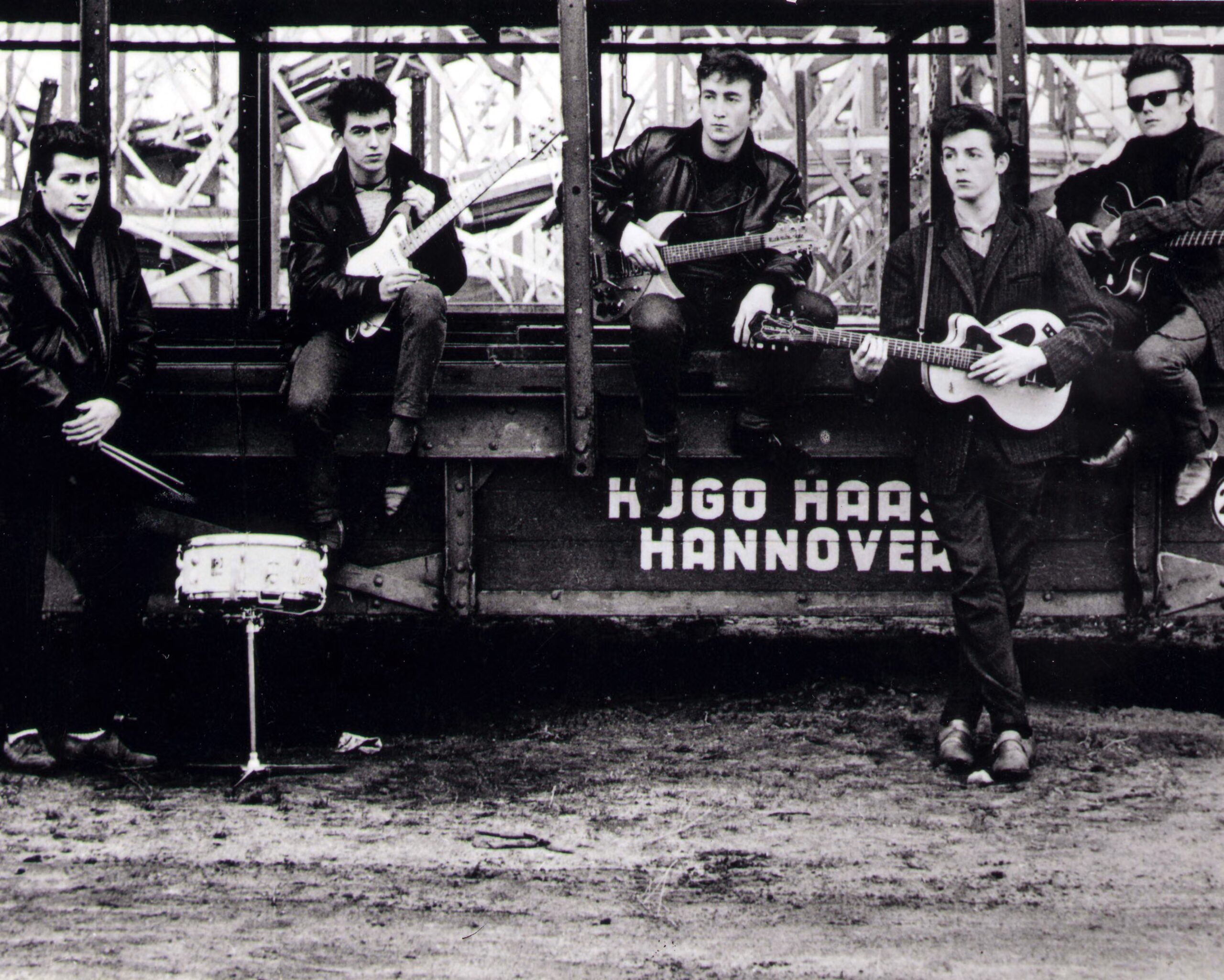 The Beatles’ın Hamburg Günleri: Efsane Olmadan Önce Yazılan Hikâye