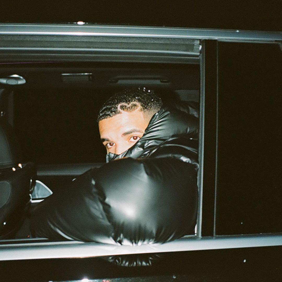 Drake’in Üçlü Albüm Kumarı: Çok Ses, Az Hikâye
