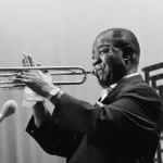 “What a Wonderful World”: Louis Armstrong’un Dünyaya Fısıldadığı Umut Hikâyesi