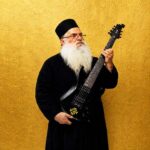 RAHİPLİKTEN DOOM METALE: FATHER DIONYSIOS TABAKIS’İN EZBER BOZAN MÜZİK YOLCULUĞU