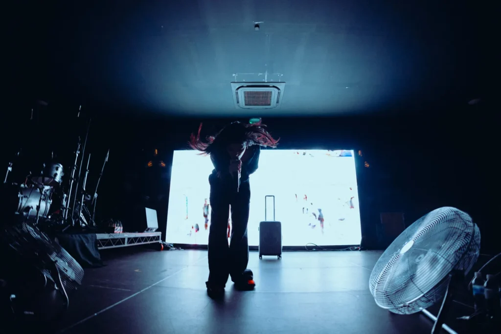 UNDERSCORES EARTH CHURCH PITCHFORKLONDON SAMHUDDLESTON PHOTO 3.jpg 1